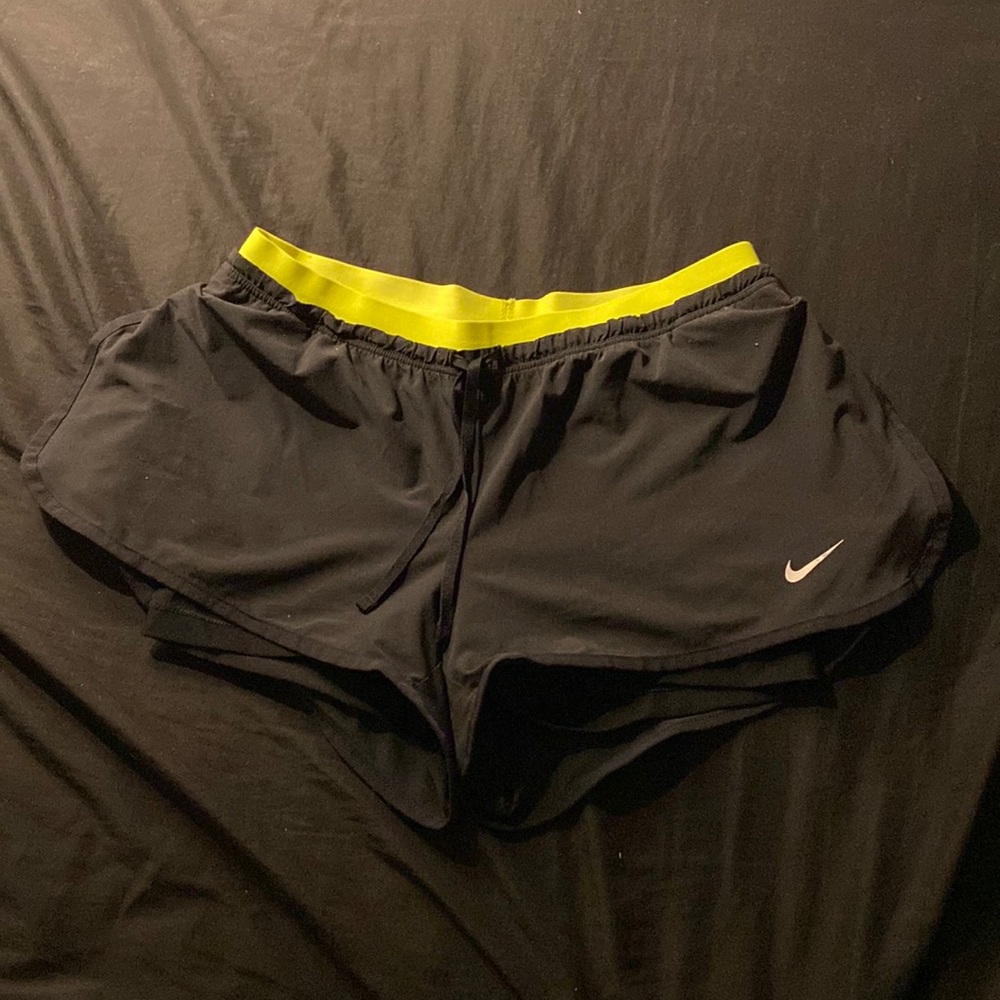 nike running shorts with green band and black inner lining (shorts)